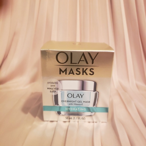 ***SOLD*** NWT Olay Overnight Hydrating Gel Mask - Picture 1 of 1
